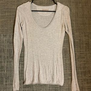 Gray long sleeved shirt